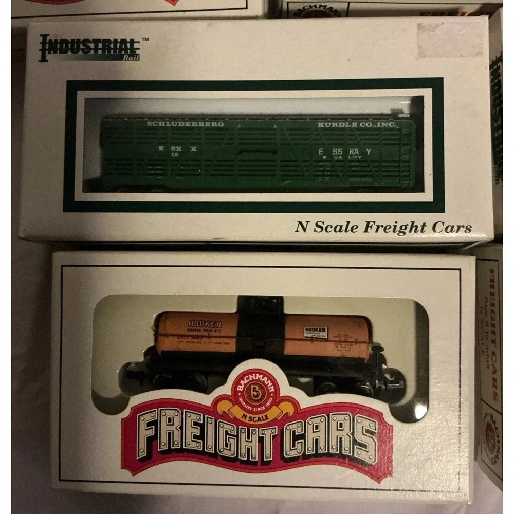 Lot Of 10 N Scale Frieght Cars, Tankers, Hoppers, Box‎ Cars, Bachmann #1